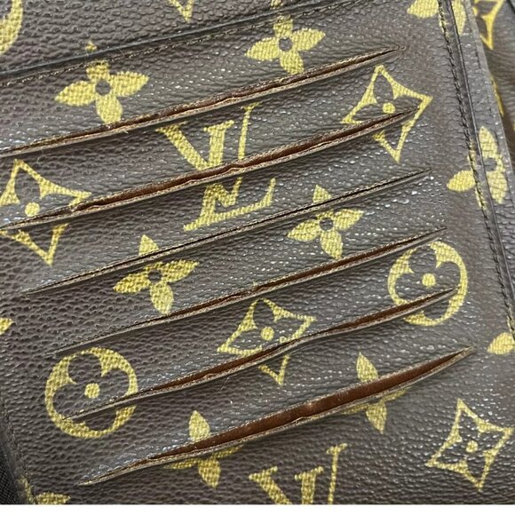 LOUIS VUITTON Poche Escapade Bifold Wallet Monogram Leather - Picture 12 of 16